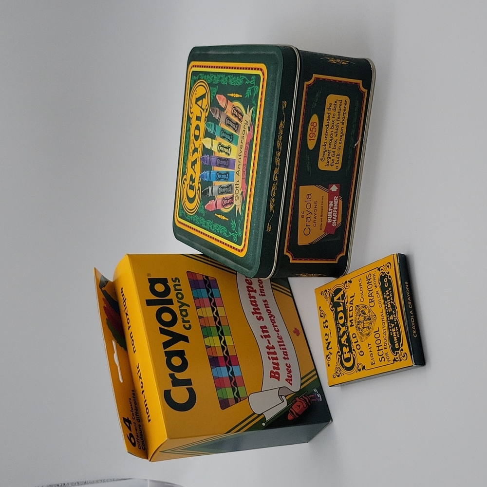 90th anniversary (1993) Crayola  Tin